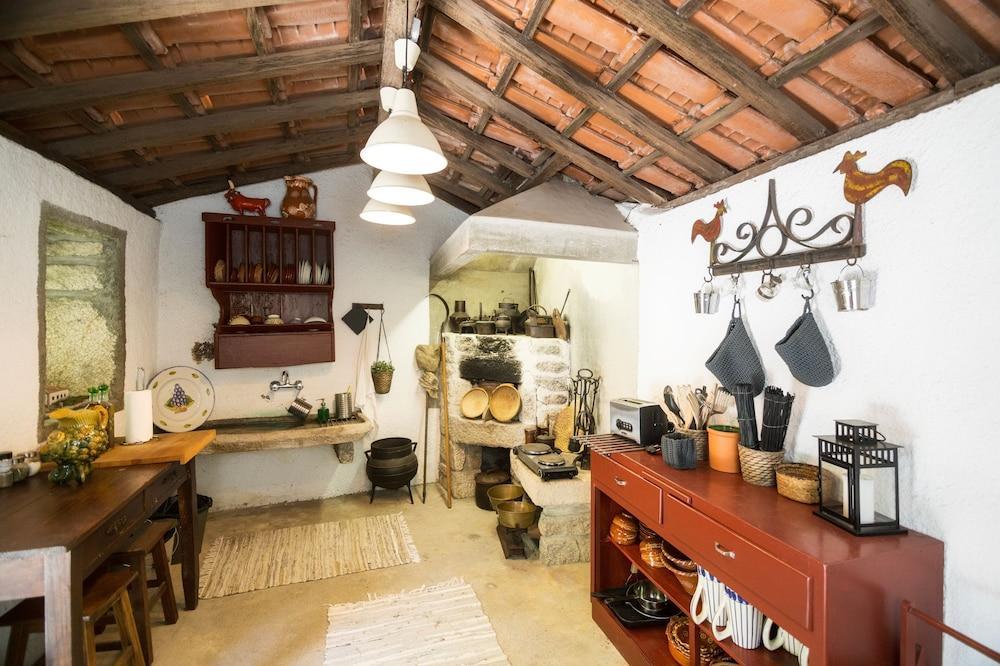 Casa Do Ameal Bed & Breakfast Viana do Castelo Exterior photo